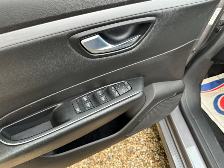 RENAULT TALISMAN BERLINE 1.3 tce 160cv zen edc boite auto