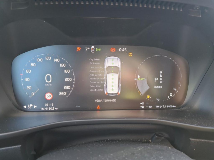 VOLVO XC40 1.5 T4 211h 130cv twin-engine rechargeable phev hybride inscription business 