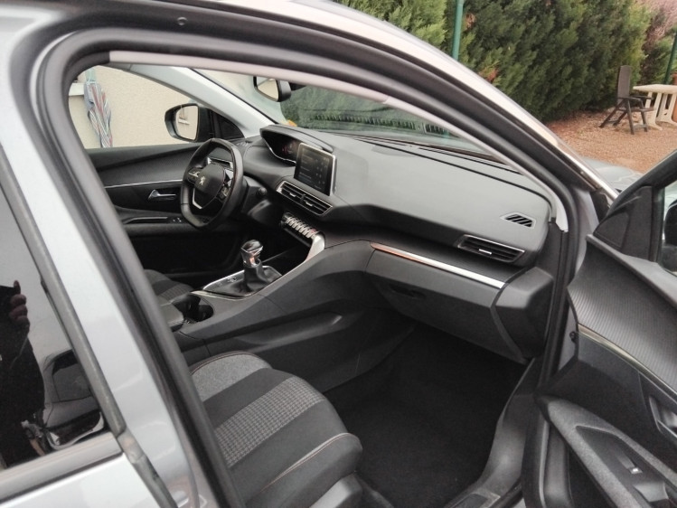 PEUGEOT 3008 NOUVEAU 1.5 bluehdi 130cv active pack 