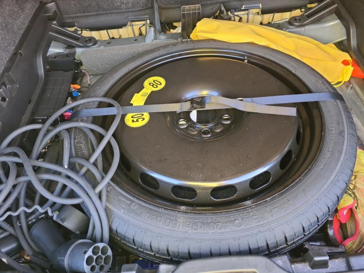 VOLVO XC40 1.5 T4 211h 130cv twin-engine rechargeable phev hybride inscription business 