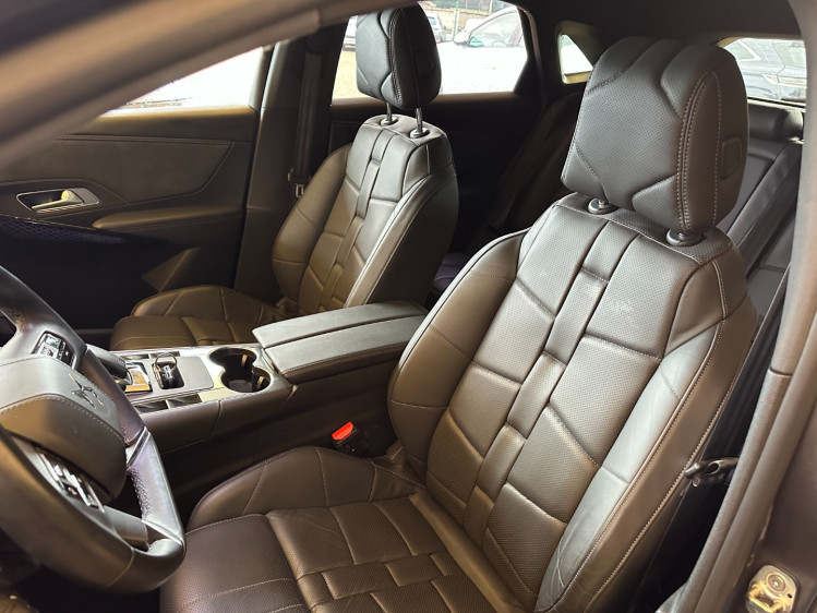 DS AUTOMOBILES DS7 CROSSBACK 1.6 essence 180cv louvre eat8 boite auto