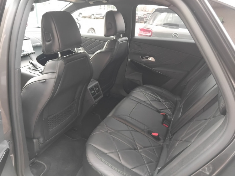 DS AUTOMOBILES DS7 CROSSBACK 1.6 essence 180cv rivoli + toit pano ouvrant + ... boite automatique eat8