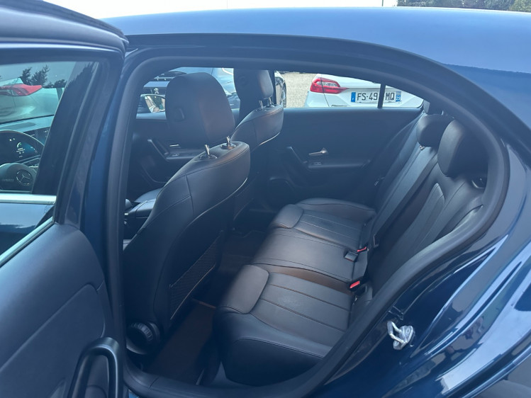 MERCEDES CLASSE A 180 1.3 136cv style line + options (toit panoramique ouvrant + ...)  7g-dct boite auto 5portes