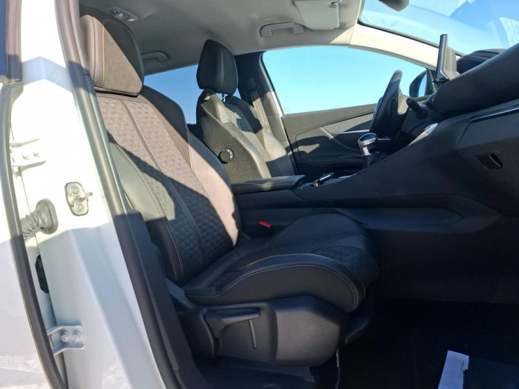 PEUGEOT 5008 NOUVEAU 1.5 bluehdi 130cv roadtrip 7places