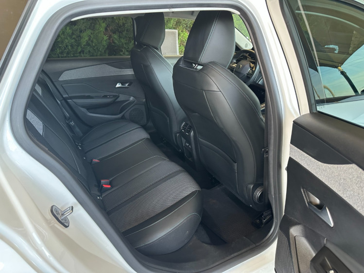 PEUGEOT 308 SW NOUVELLE 1.5 bluehdi 130cv allure pack eat8 boite auto....