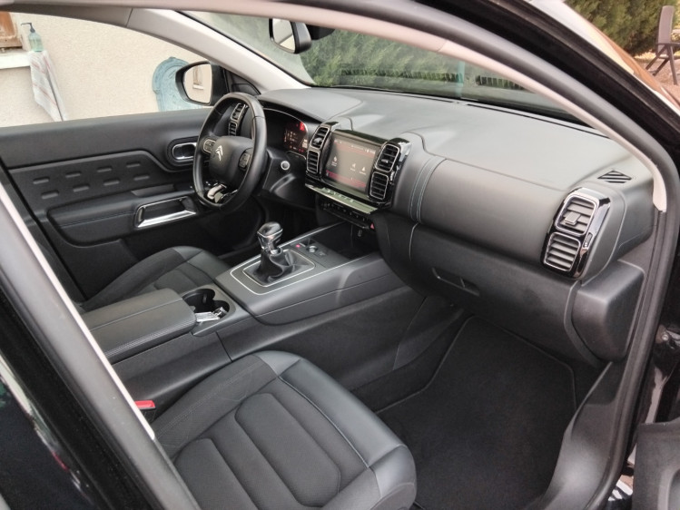 CITRO&Euml;N C5 AIRCROSS NOUVEAU 1.5 bluehdi 130cv feel pack + attelage