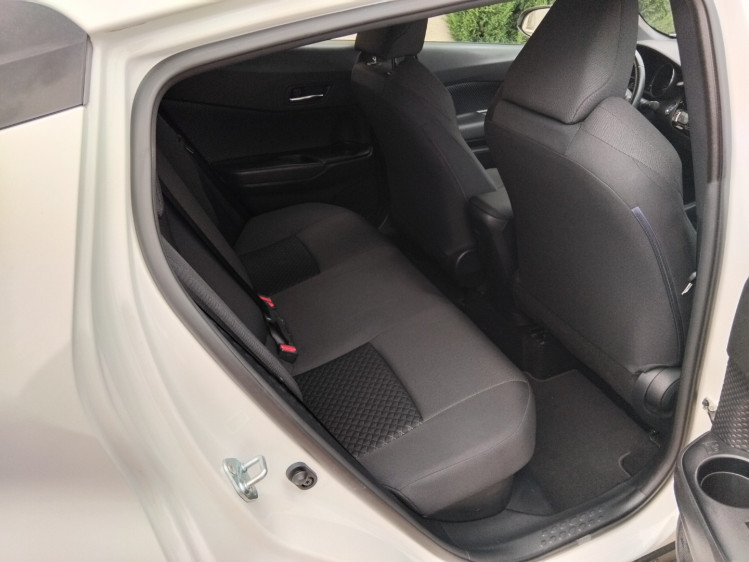 TOYOTA C-HR 1.8 hybride 122h dynamic business+ cvt boite auto 