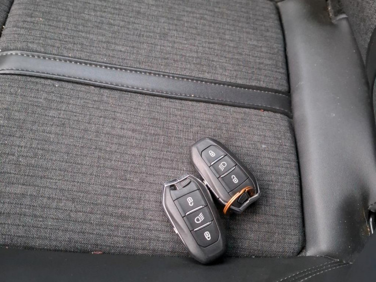 PEUGEOT 508 SW BREAK 1.6 hybrid 225cv rechargeable allure pack eat8 boite auto....