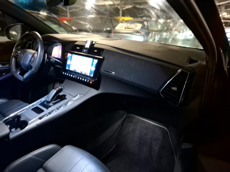 DS AUTOMOBILES DS7 CROSSBACK 1.6 essence 180cv louvre eat8 boite auto