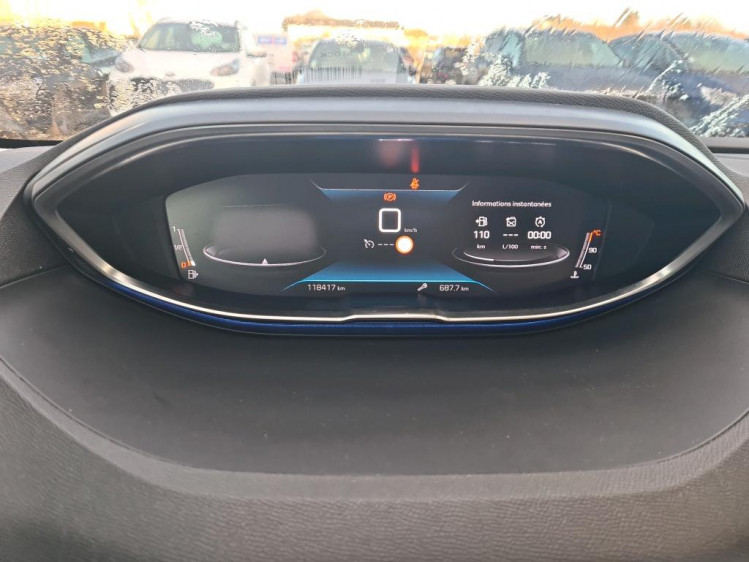 PEUGEOT 5008 NOUVEAU 1.5 bluehdi 130cv active pack boite manuelle 7places