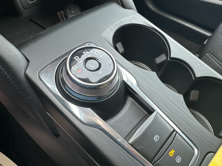 FORD KUGA 2.5 duratec hybride 190cv fhev flexifuel (&eacute;thanol) titanium boite auto