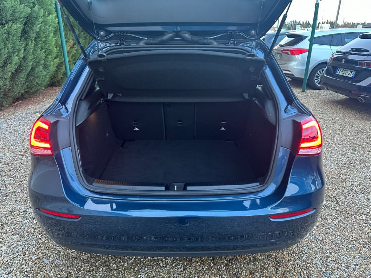 MERCEDES CLASSE A 180 1.3 136cv style line + options (toit panoramique ouvrant + ...)  7g-dct boite auto 5portes