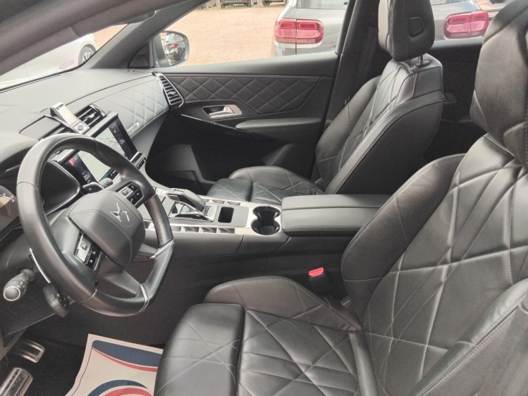 DS AUTOMOBILES DS7 CROSSBACK 1.6 essence 180cv rivoli + toit pano ouvrant + ... boite automatique eat8