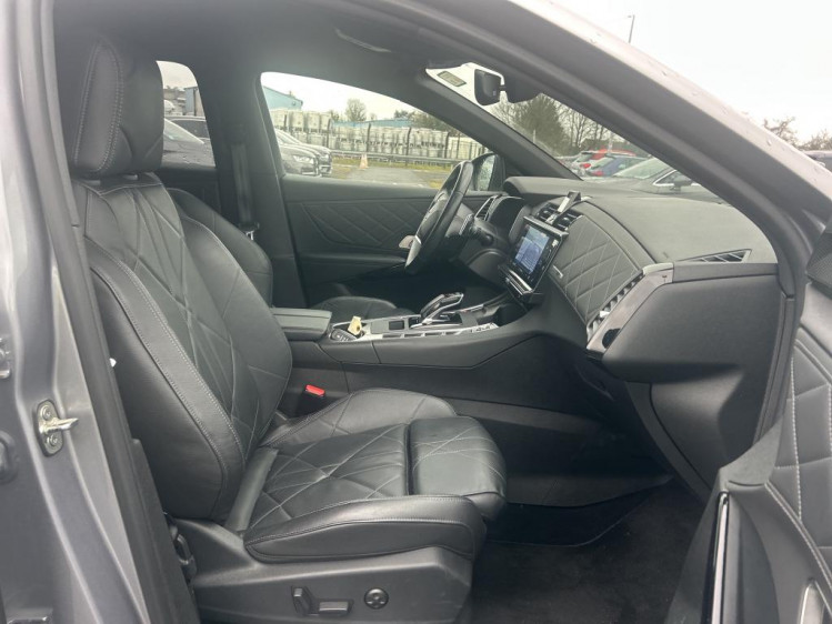 DS AUTOMOBILES DS7 CROSSBACK 1.6 essence 180cv grand chic eat8 boite auto